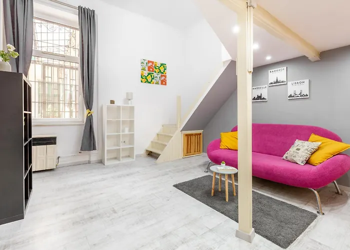 R49 Rakoczi Apartment